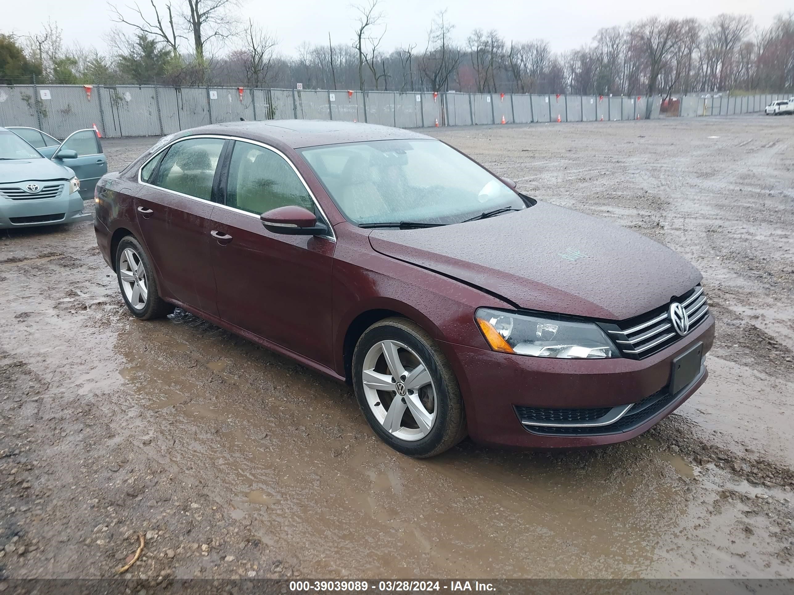 VOLKSWAGEN PASSAT 2012 1vwbp7a34cc011816