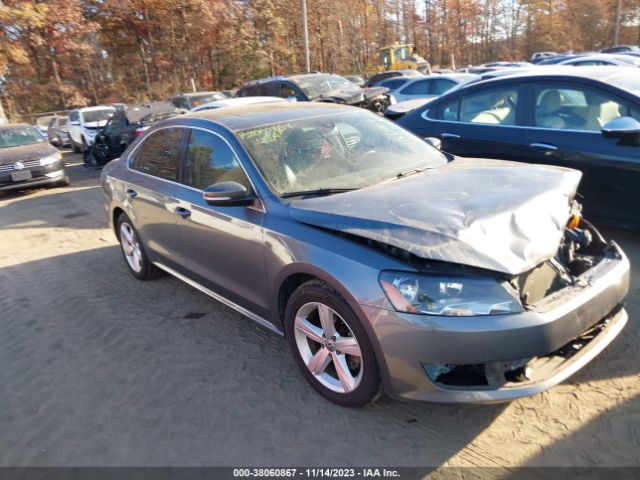 VOLKSWAGEN PASSAT 2013 1vwbp7a34dc131830