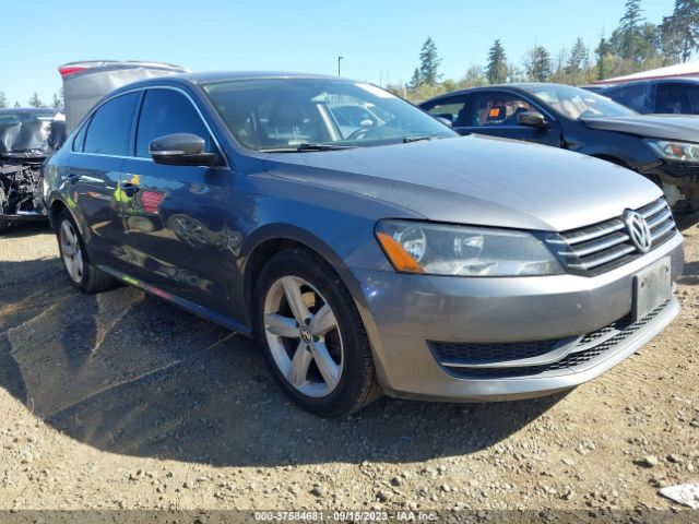 VOLKSWAGEN PASSAT 2013 1vwbp7a35dc067300