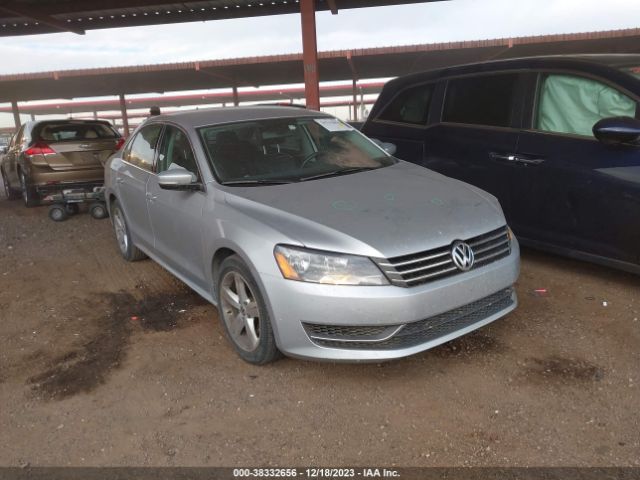 VOLKSWAGEN PASSAT 2014 1vwbp7a35ec005641