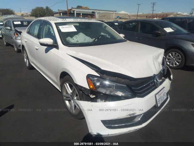 VOLKSWAGEN PASSAT 2014 1vwbp7a35ec011102