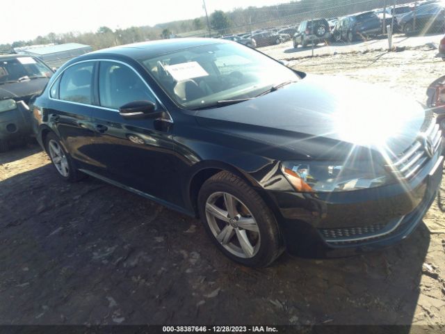 VOLKSWAGEN PASSAT 2013 1vwbp7a36dc072327