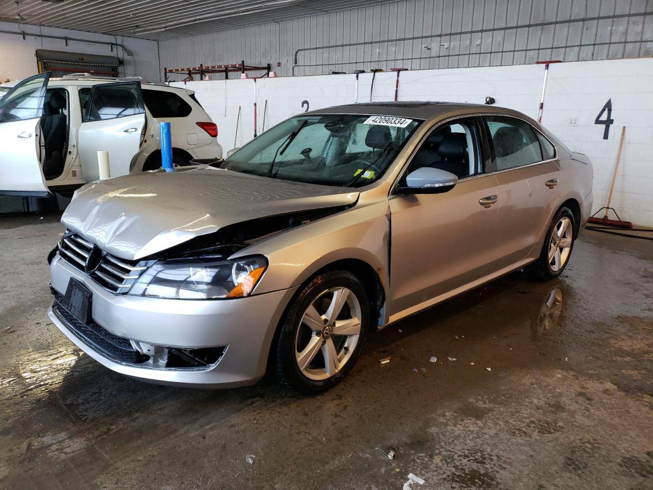 VOLKSWAGEN PASSAT 2011 1vwbp7a38cc017716