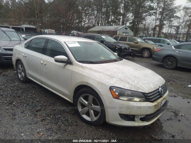 VOLKSWAGEN PASSAT 2013 1vwbp7a38dc037966