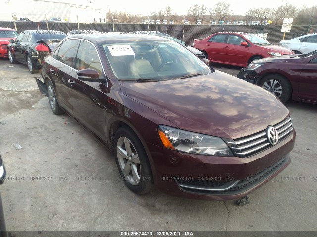 VOLKSWAGEN PASSAT 2013 1vwbp7a38dc075584