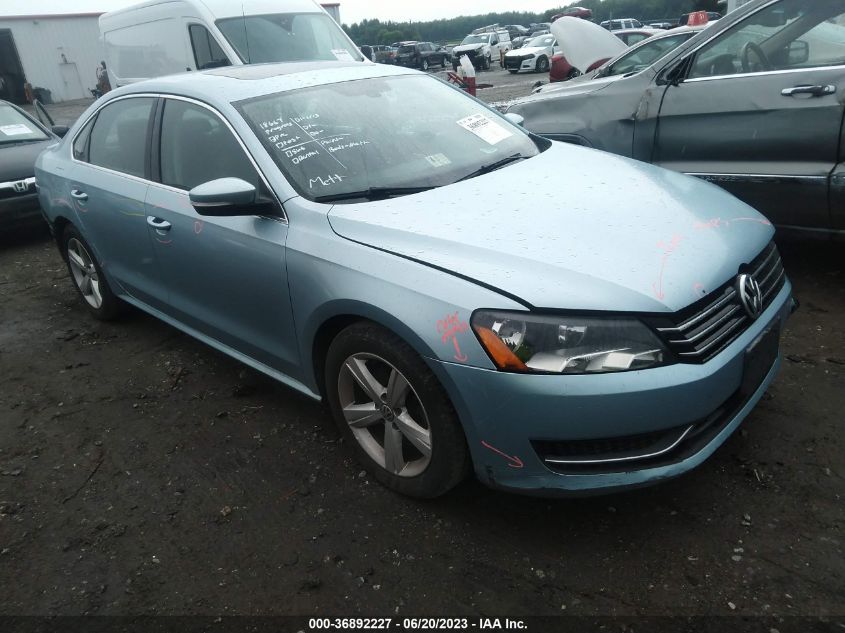 VOLKSWAGEN PASSAT 2013 1vwbp7a38dc137176