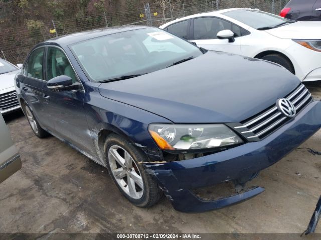 VOLKSWAGEN PASSAT 2013 1vwbp7a38dc150865