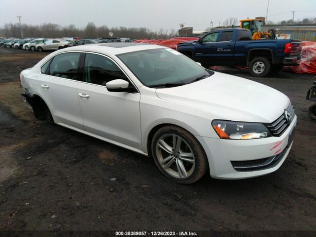 VOLKSWAGEN PASSAT 2014 1vwbp7a38ec018383