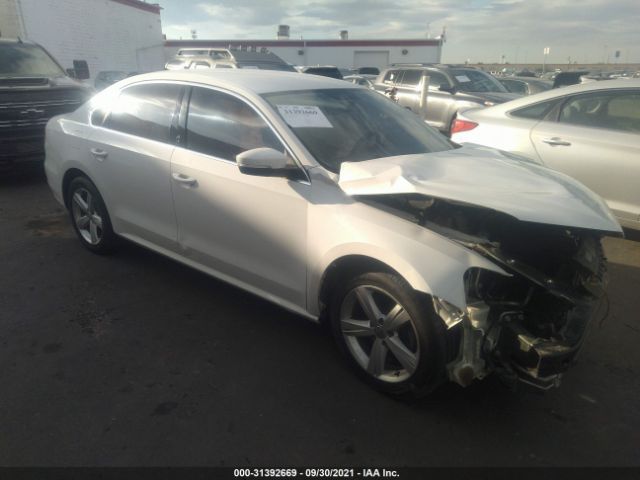 VOLKSWAGEN PASSAT 2014 1vwbs7a30ec087809