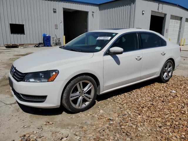 VOLKSWAGEN PASSAT 2014 1vwbs7a31ec107243