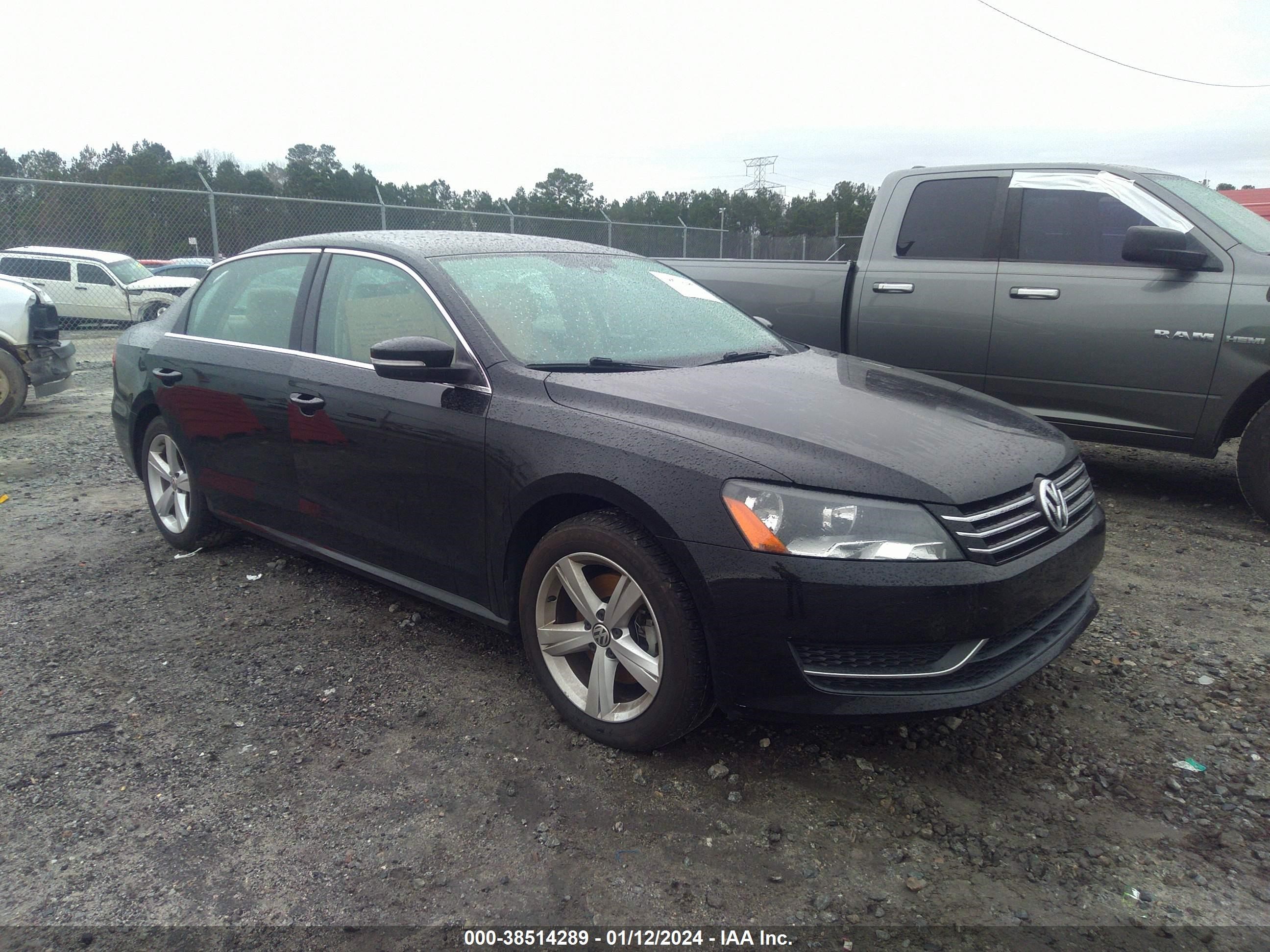 VOLKSWAGEN PASSAT 2014 1vwbs7a32ec055217