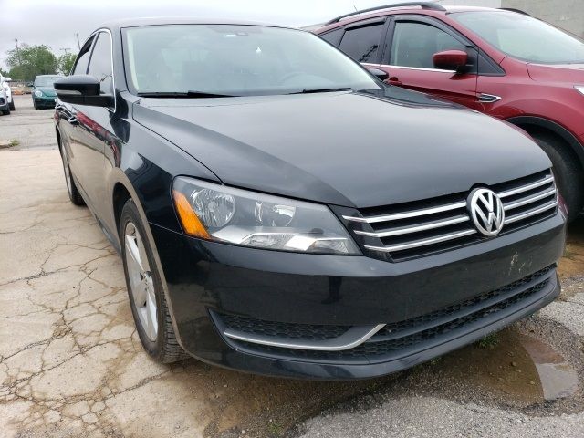 VOLKSWAGEN PASSAT 2014 1vwbs7a35ec040288