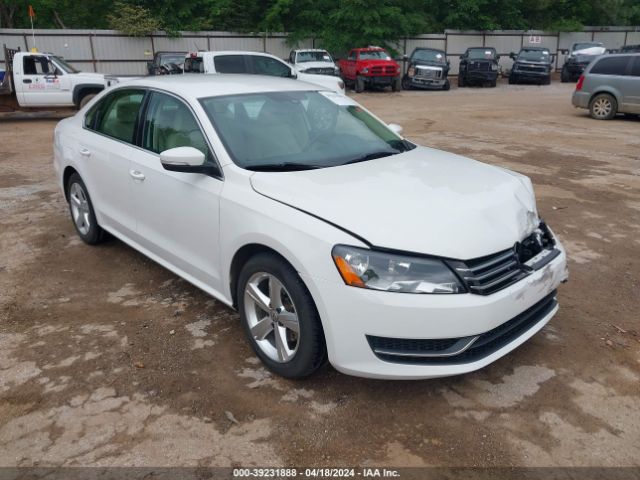 VOLKSWAGEN PASSAT 2014 1vwbs7a35ec100876