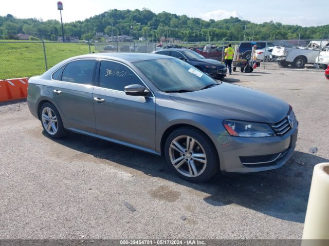 VOLKSWAGEN PASSAT 2014 1vwbs7a35ec112588