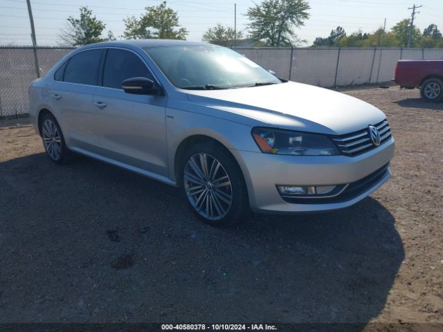 VOLKSWAGEN PASSAT 2015 1vwbs7a37fc056204