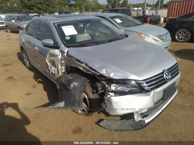 VOLKSWAGEN PASSAT 2014 1vwbs7a38fc005228