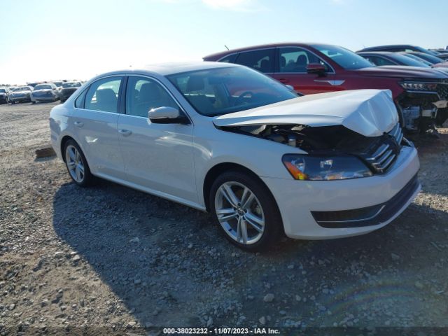 VOLKSWAGEN PASSAT 2014 1vwbs7a39ec065145