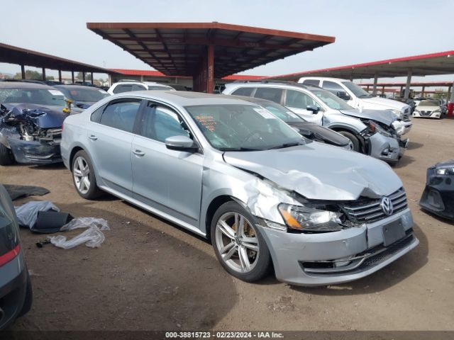 VOLKSWAGEN PASSAT 2015 1vwbt7a30fc044425