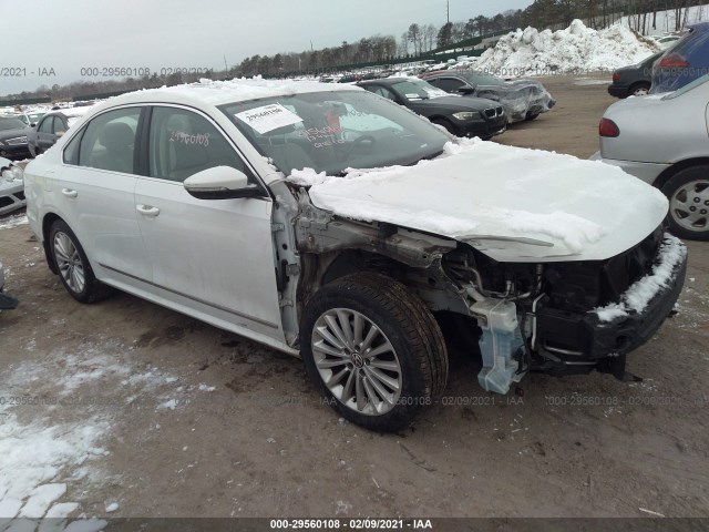 VOLKSWAGEN PASSAT 2016 1vwbt7a33hc004875