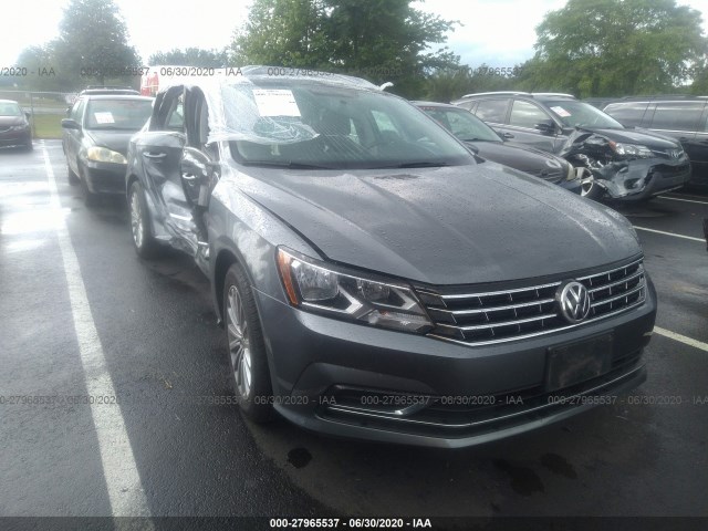 VOLKSWAGEN PASSAT 2017 1vwbt7a34hc084395