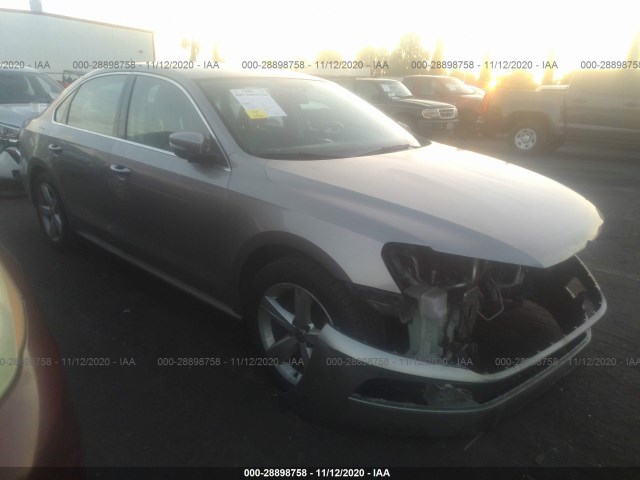 VOLKSWAGEN PASSAT 2014 1vwbt7a35ec061042