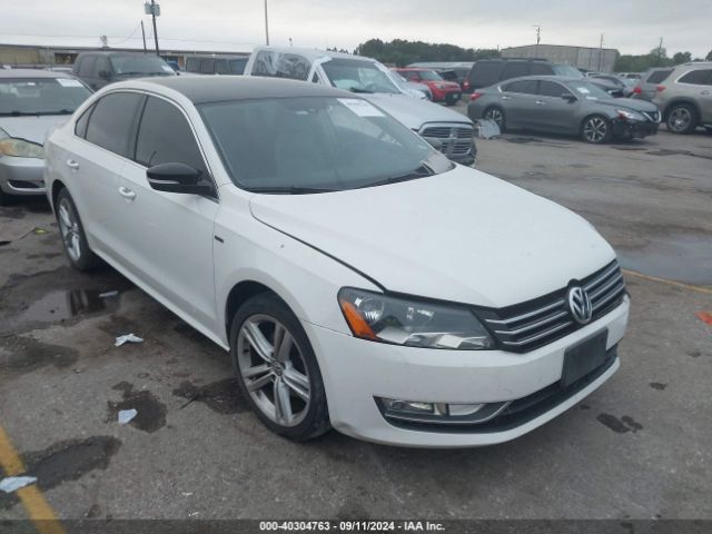 VOLKSWAGEN PASSAT 2015 1vwbt7a35fc040340