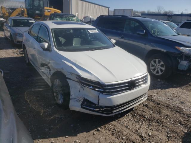 VOLKSWAGEN PASSAT 2017 1vwbt7a35hc048814