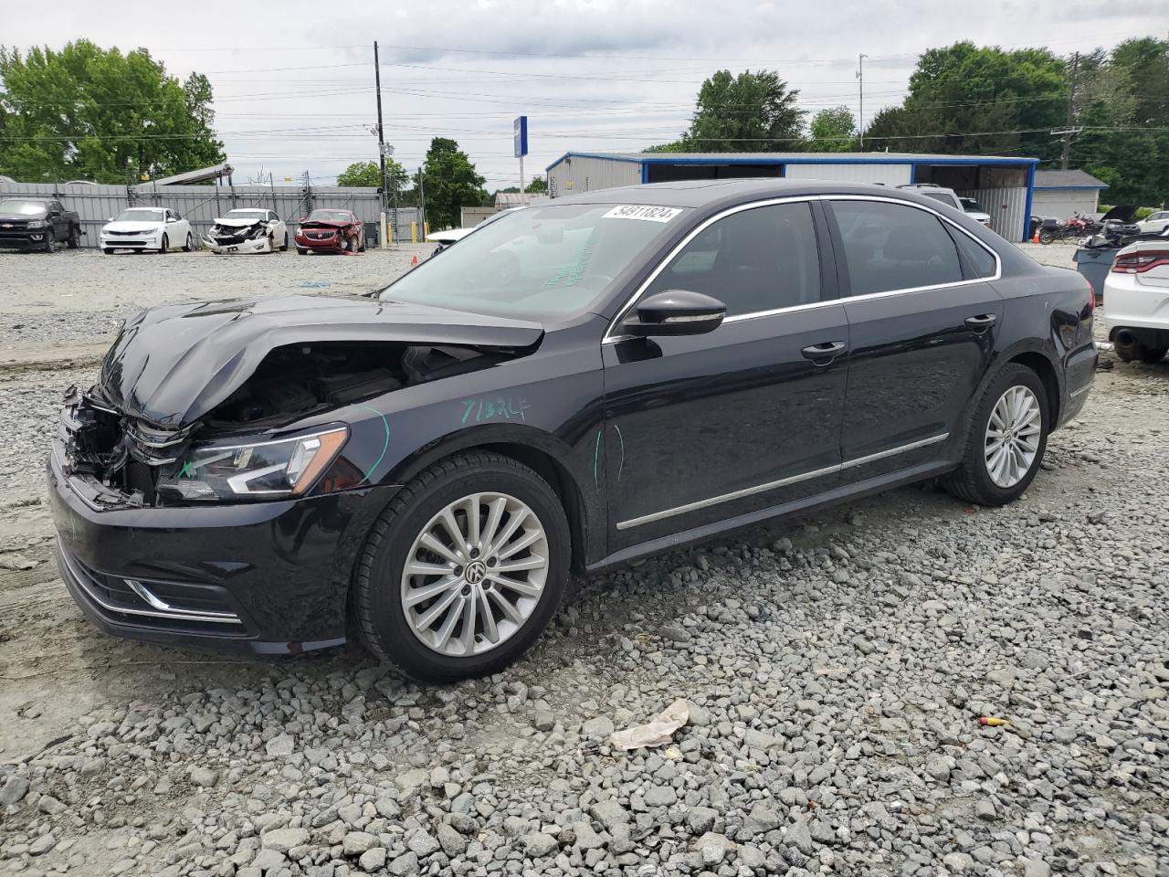 VOLKSWAGEN PASSAT 2017 1vwbt7a37hc052377