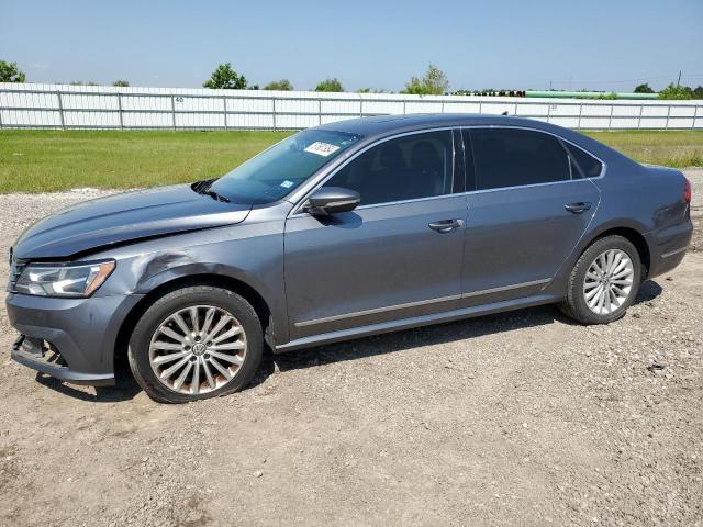 VOLKSWAGEN PASSAT 2017 1vwbt7a38hc053571