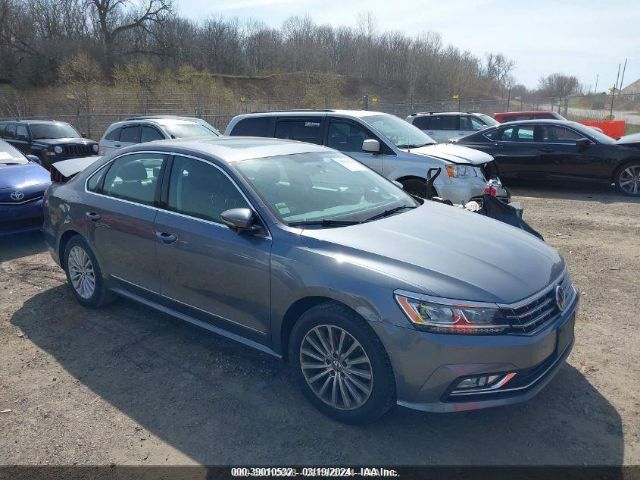 VOLKSWAGEN PASSAT 2017 1vwbt7a38hc071973