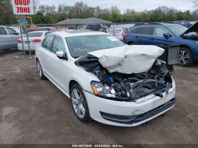 VOLKSWAGEN PASSAT 2014 1vwbt7a3xec088818