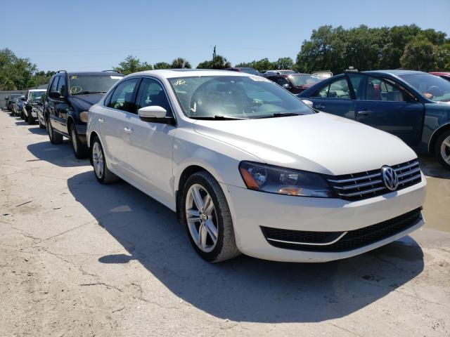 VOLKSWAGEN PASSAT 2015 1vwbv7a30fc060943