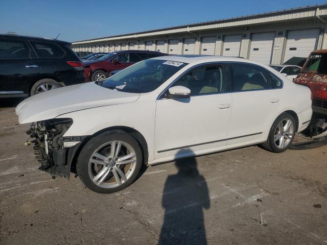 VOLKSWAGEN PASSAT 2015 1vwbv7a32fc050981