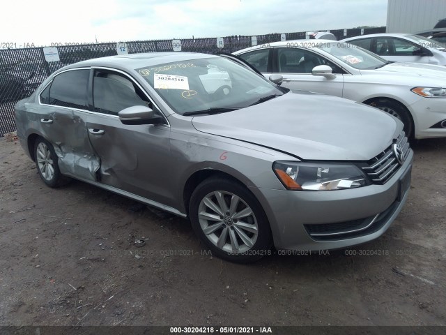 VOLKSWAGEN PASSAT 2013 1vwch7a32dc005418