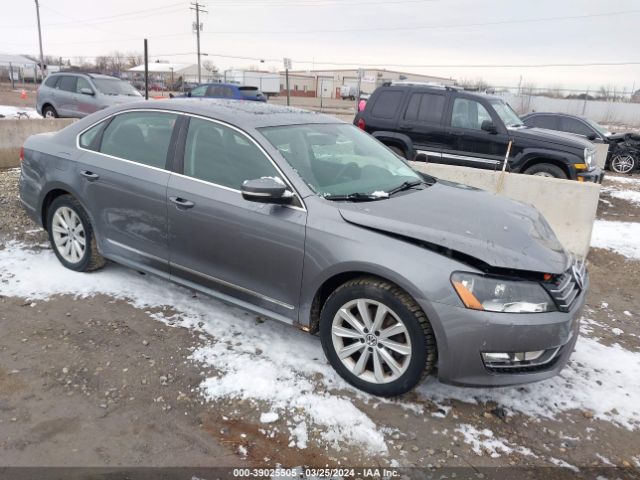 VOLKSWAGEN PASSAT 2013 1vwch7a34dc053888