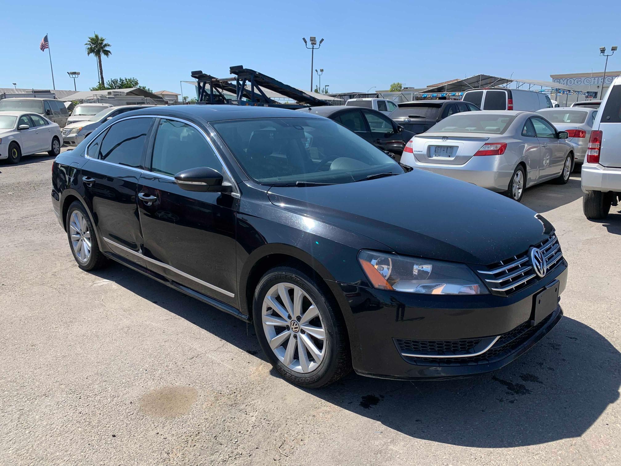 VOLKSWAGEN PASSAT 2012 1vwch7a36cc043488