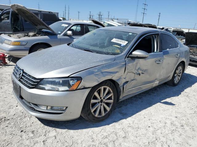 VOLKSWAGEN PASSAT 2012 1vwch7a36cc108808