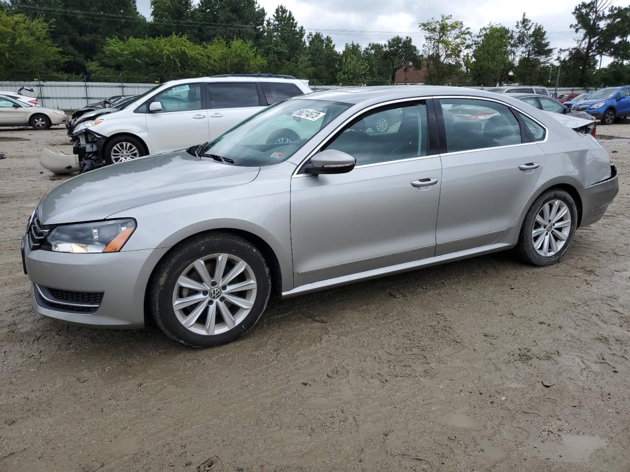 VOLKSWAGEN PASSAT 2011 1vwch7a38cc038499