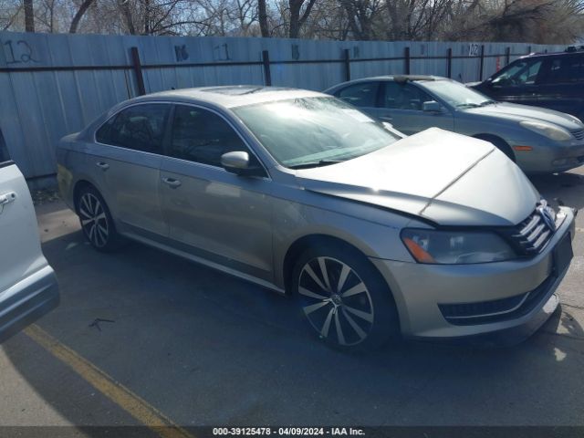 VOLKSWAGEN PASSAT 2013 1vwch7a39dc006467