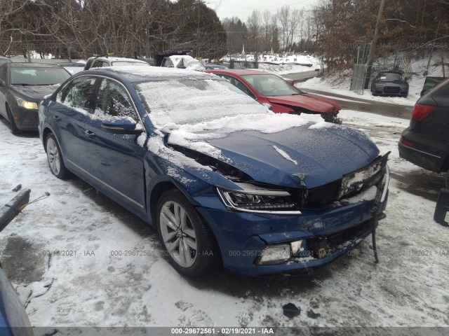 VOLKSWAGEN PASSAT 2017 1vwcm7a37hc049304