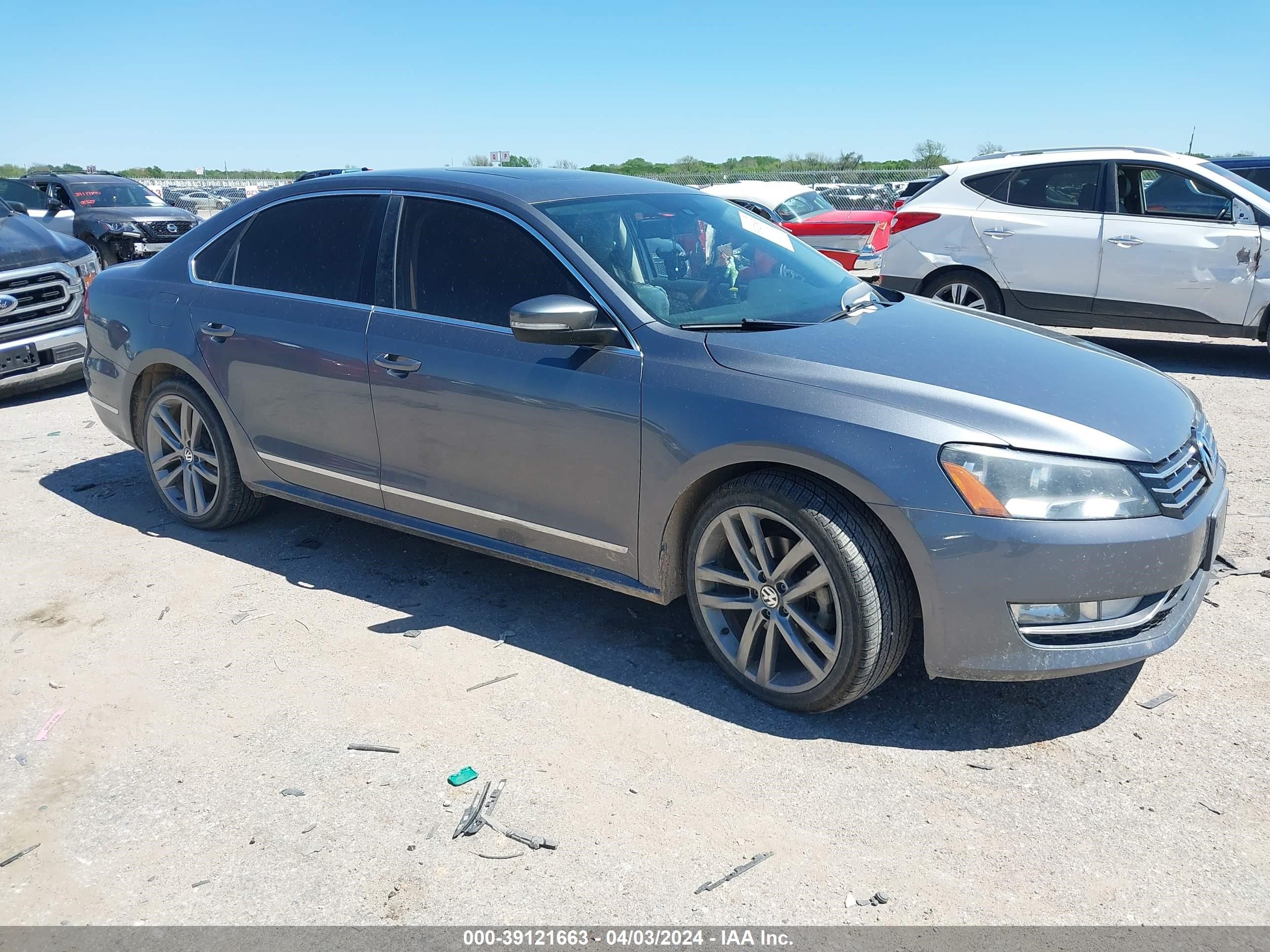 VOLKSWAGEN PASSAT 2013 1vwcn7a39dc151789