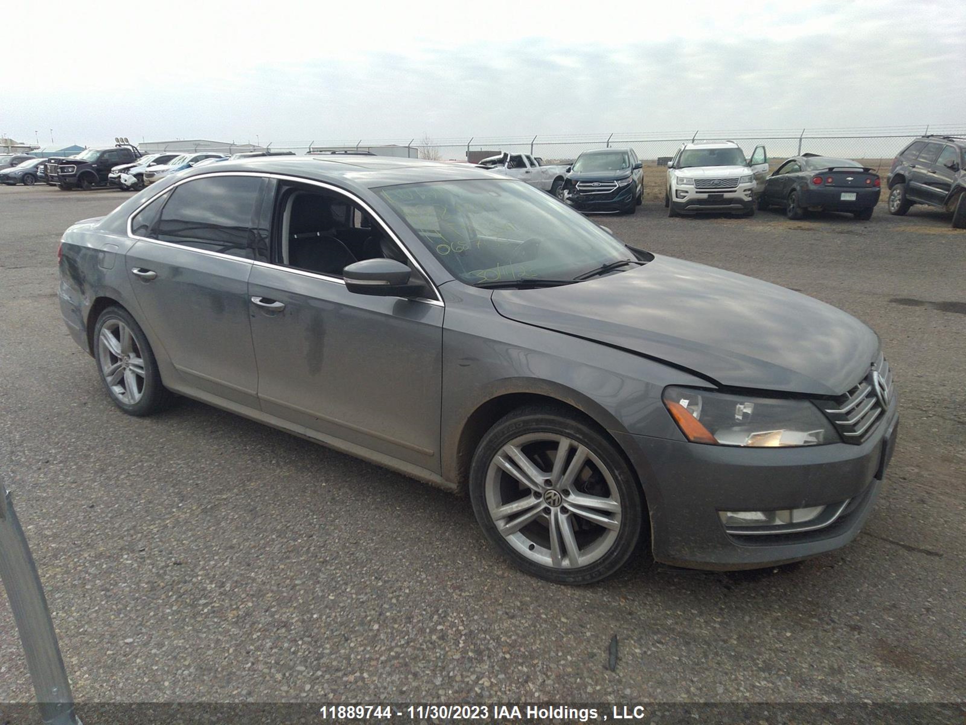 VOLKSWAGEN PASSAT 2014 1vwcs7a39ec068700