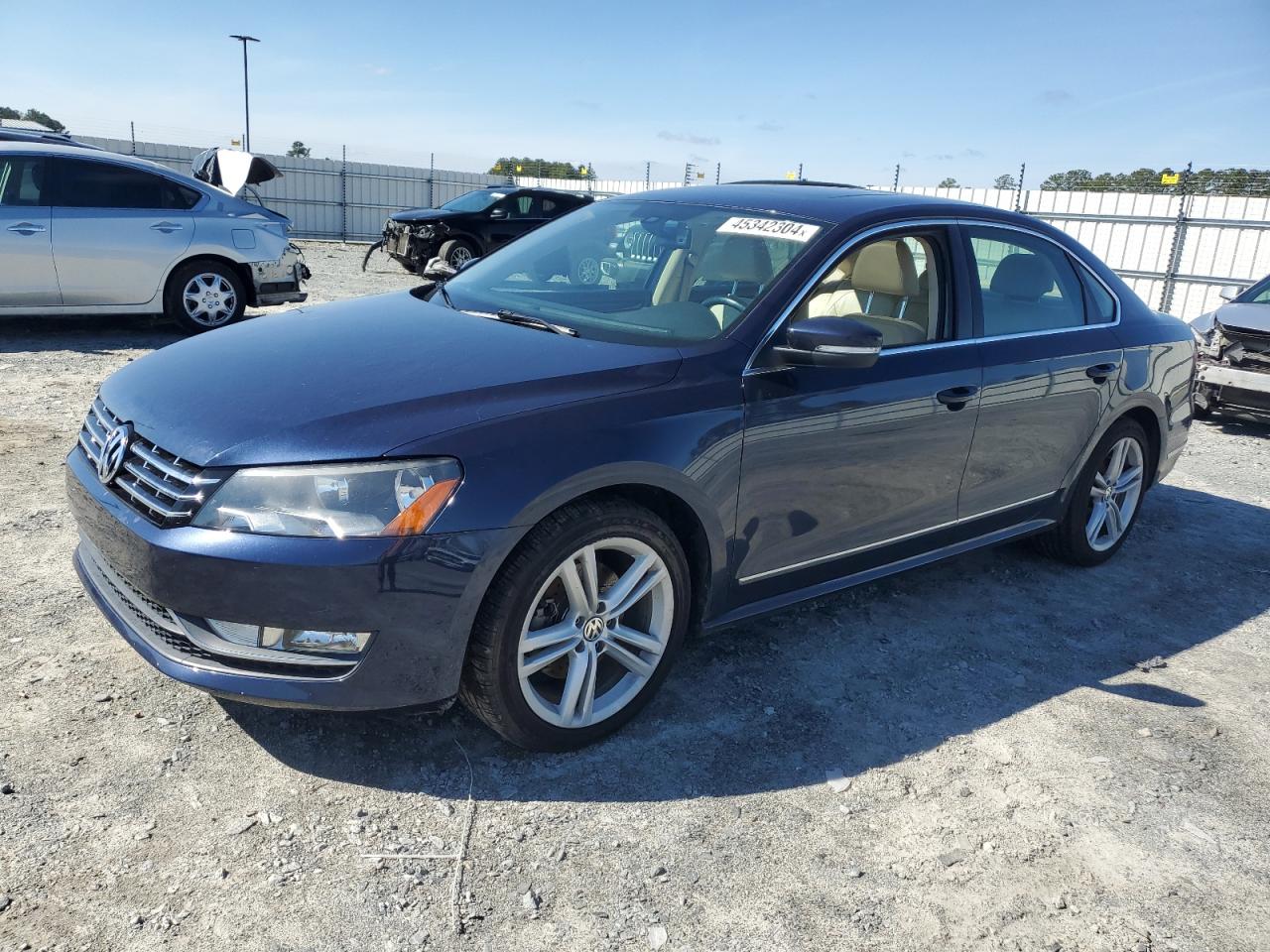 VOLKSWAGEN PASSAT 2014 1vwct7a36ec024019