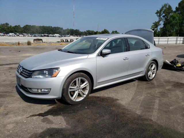 VOLKSWAGEN PASSAT 2015 1vwcv7a30fc059084