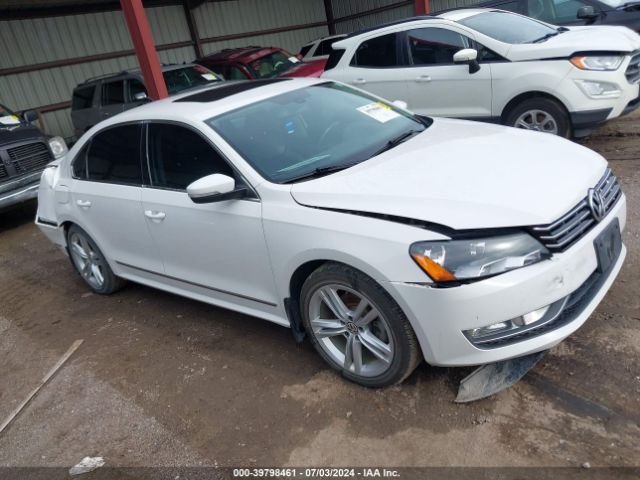 VOLKSWAGEN PASSAT 2015 1vwcv7a34fc053255