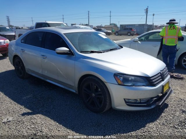 VOLKSWAGEN PASSAT 2015 1vwcv7a35fc010172