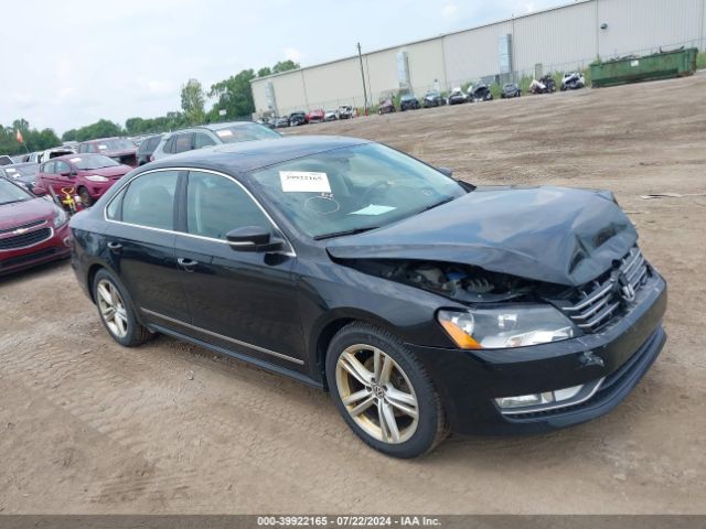 VOLKSWAGEN PASSAT 2015 1vwcv7a38fc121315