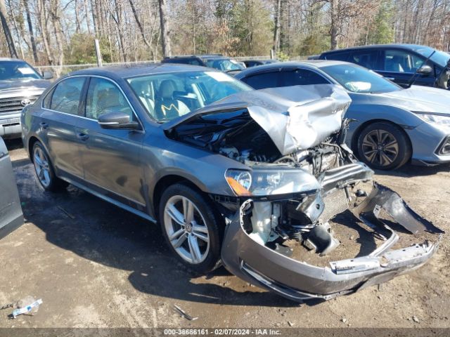 VOLKSWAGEN PASSAT 2015 1vwcv7a39fc032160