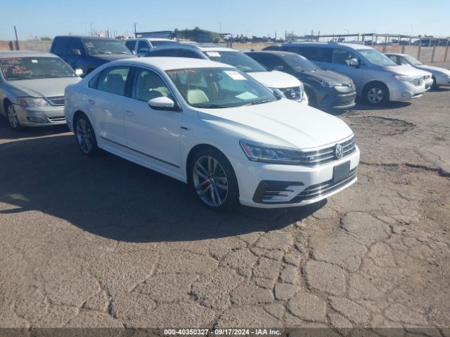 VOLKSWAGEN PASSAT 2017 1vwdt7a30hc000596