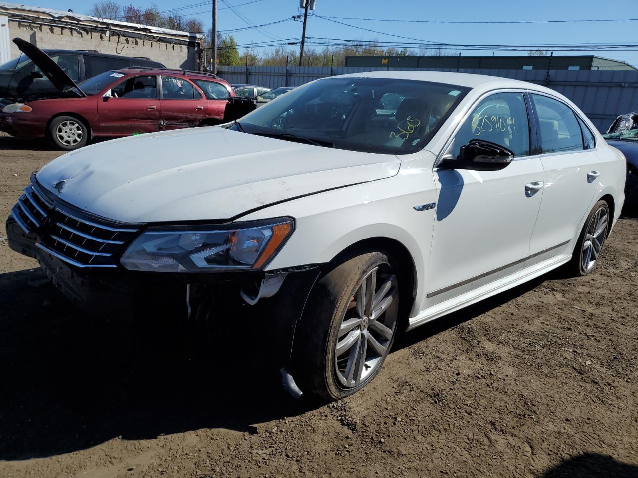 VOLKSWAGEN PASSAT 2017 1vwdt7a31hc034109